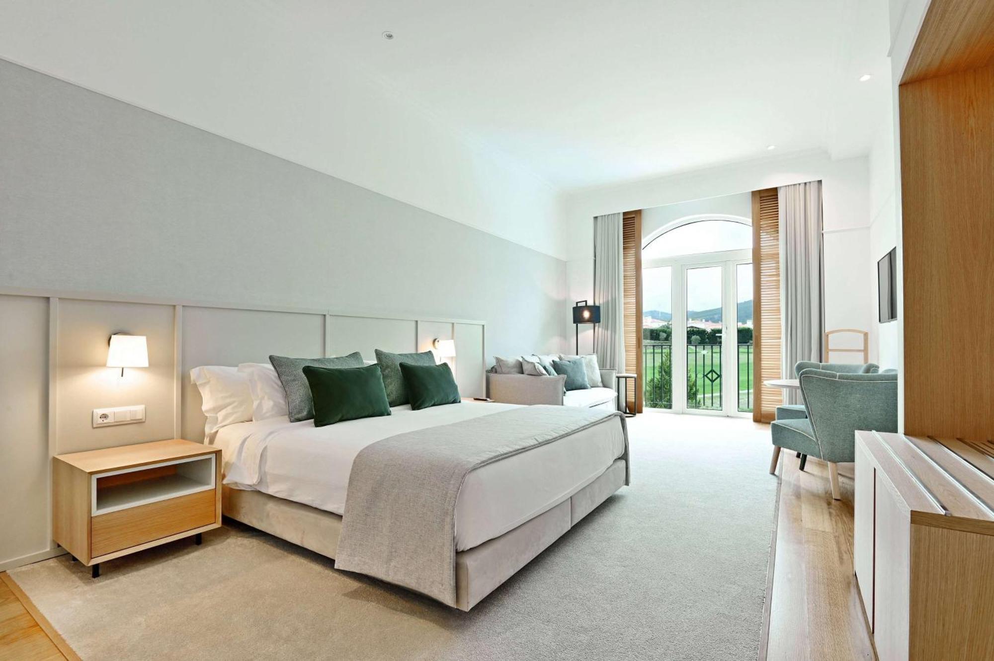 Dolce Camporeal Lisboa Турсифал Экстерьер фото A room at the hotel